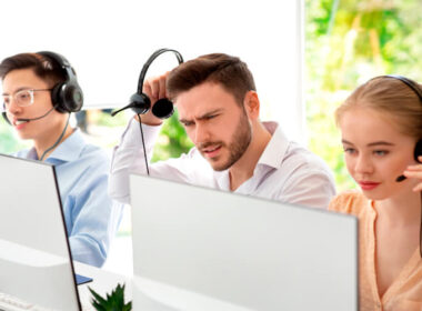 reclamacoes relacionadas com compras online num call center
